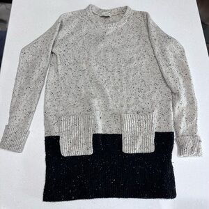 Speckled Knit Sweater - Black and Gray